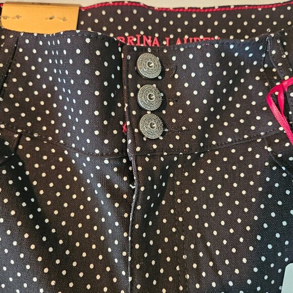 Sabrina Lauren Polka Dots Perfect Fit Ultra Soft Stretch Shorts Women’s Size 8 - Picture 2 of 9